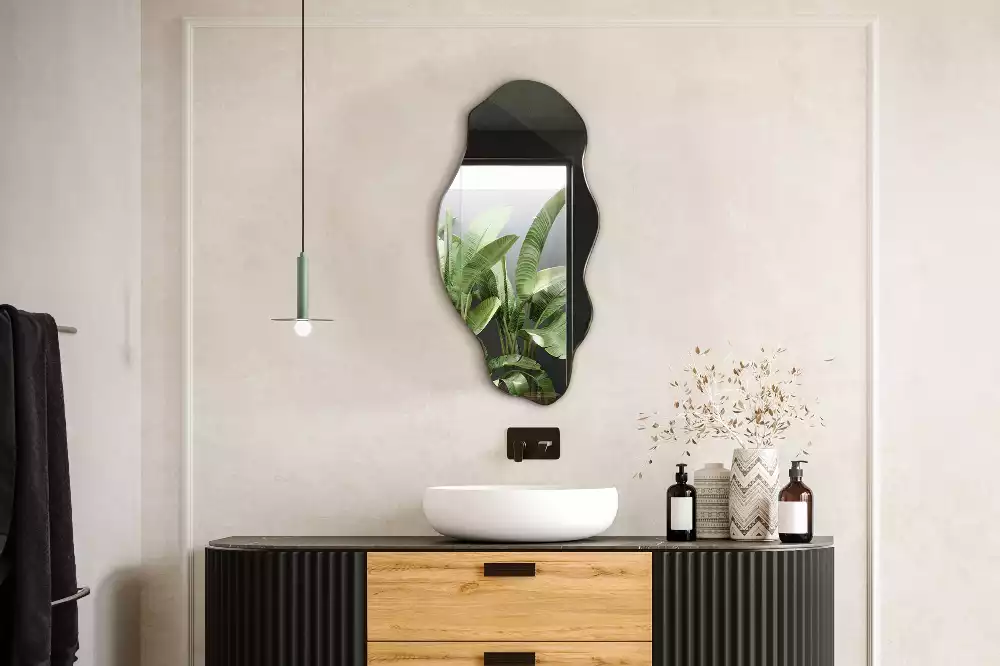 Oglindă formă neregulată decor original de perete