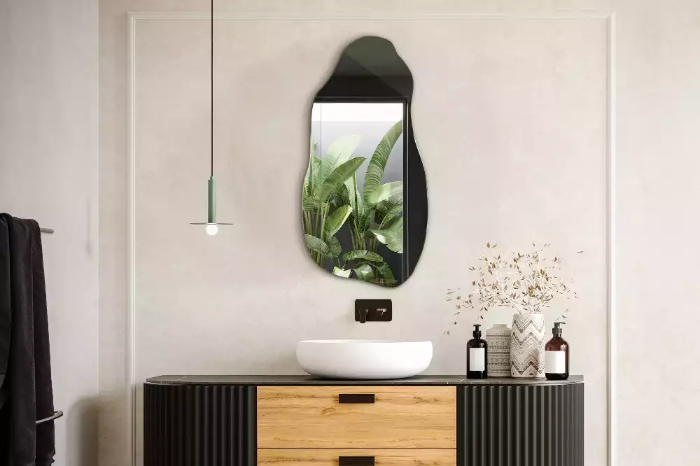 Oglindă formă neregulată pată agățată