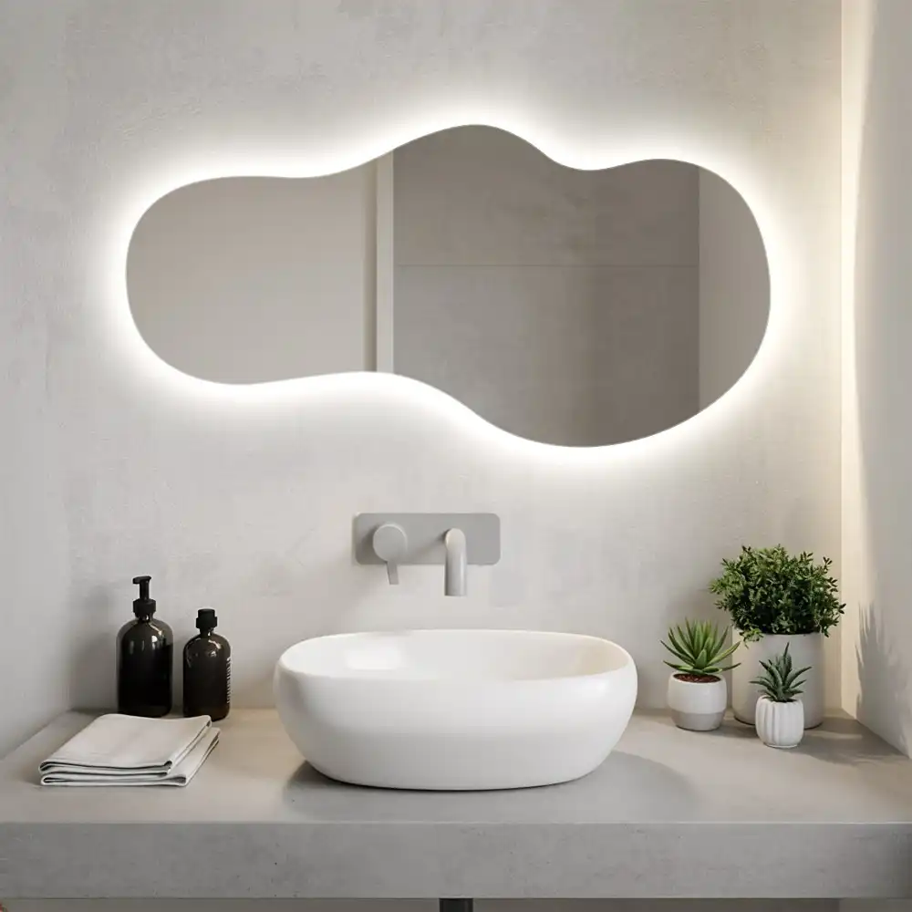Oglindă organică cu iluminare ambientală