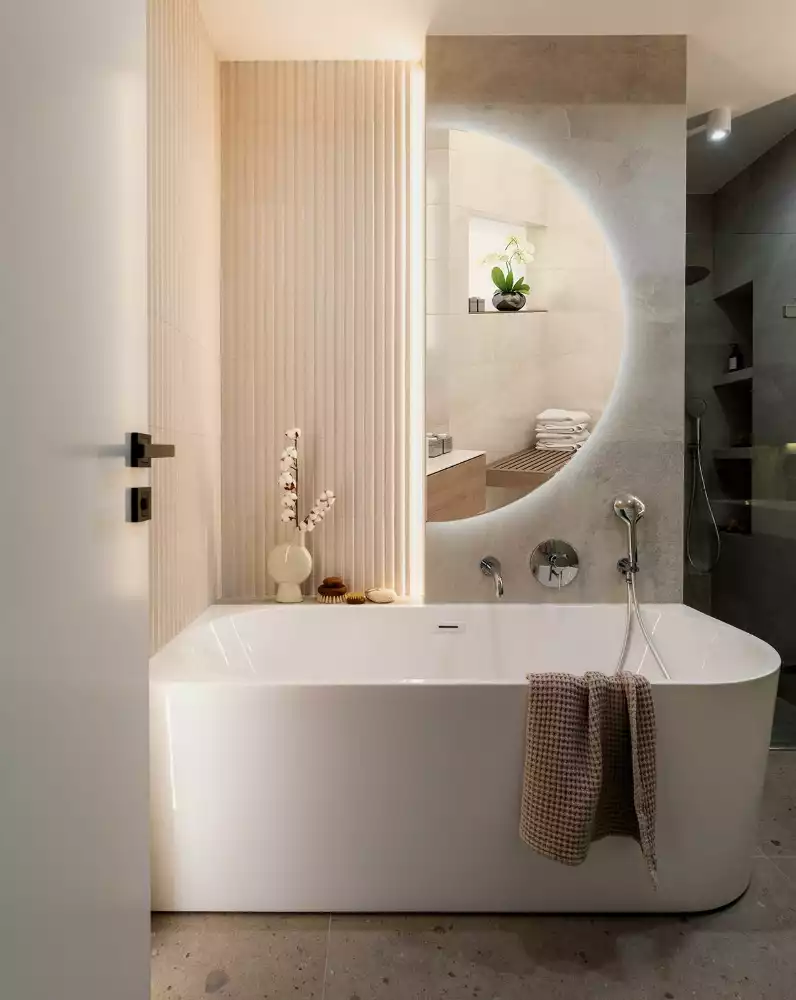 Oglindă semicirculară cu LED accesoriu stilat