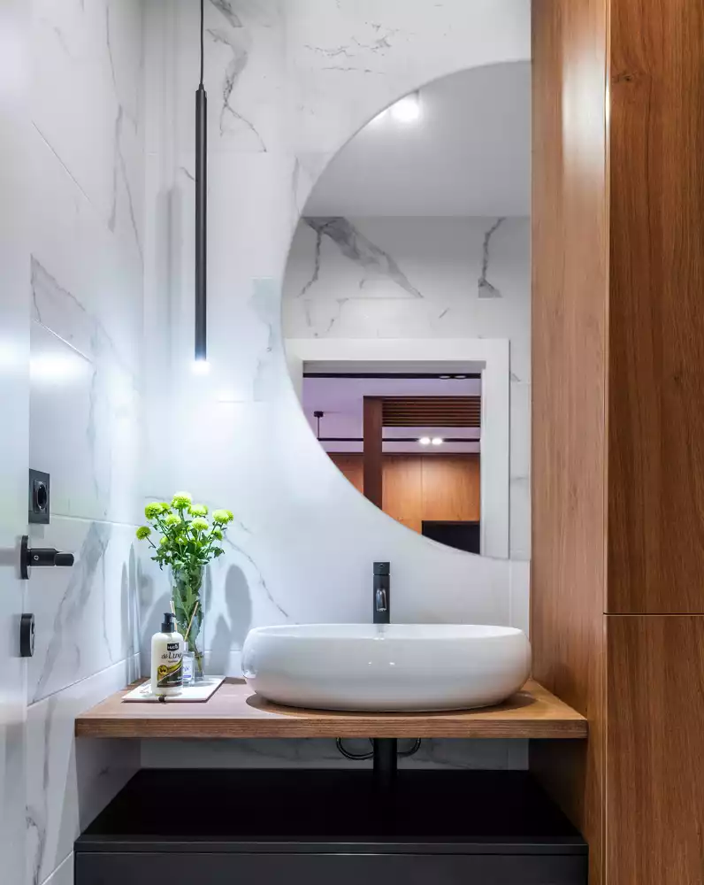 Oglindă semicerc atârnat fără ramă